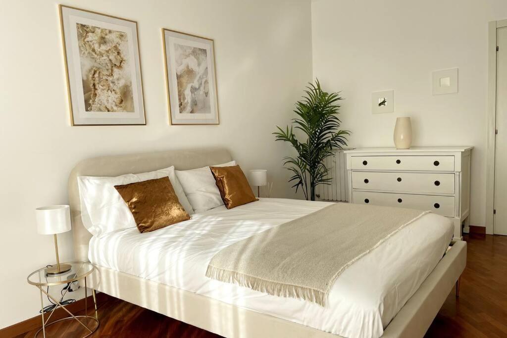 Amazing Flat With Terrace Daire Milano Dış mekan fotoğraf